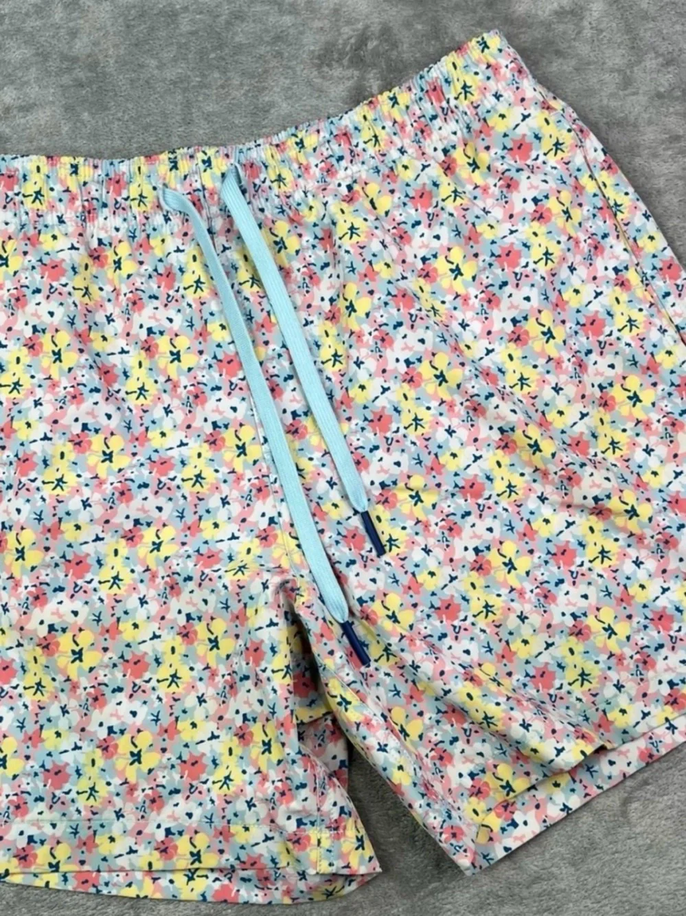Southern Tide Men’s Floral Swim Trunks